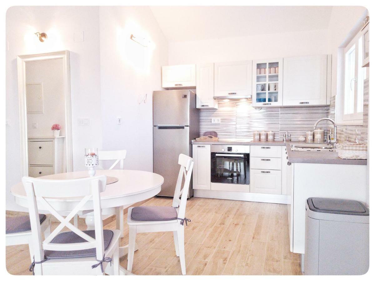 Apartment Nadoveza Tribalj Zewnętrze zdjęcie