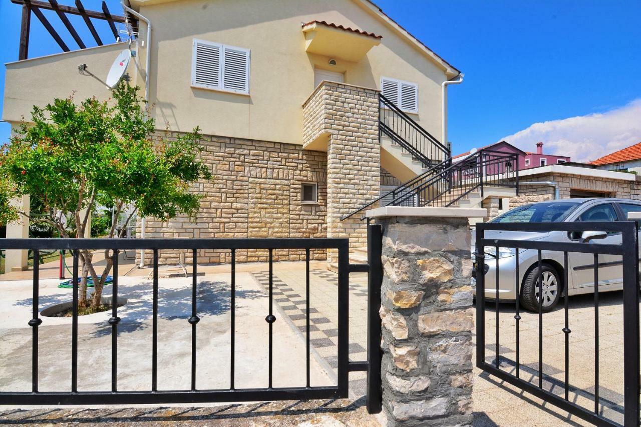 Apartment Nadoveza Tribalj Zewnętrze zdjęcie