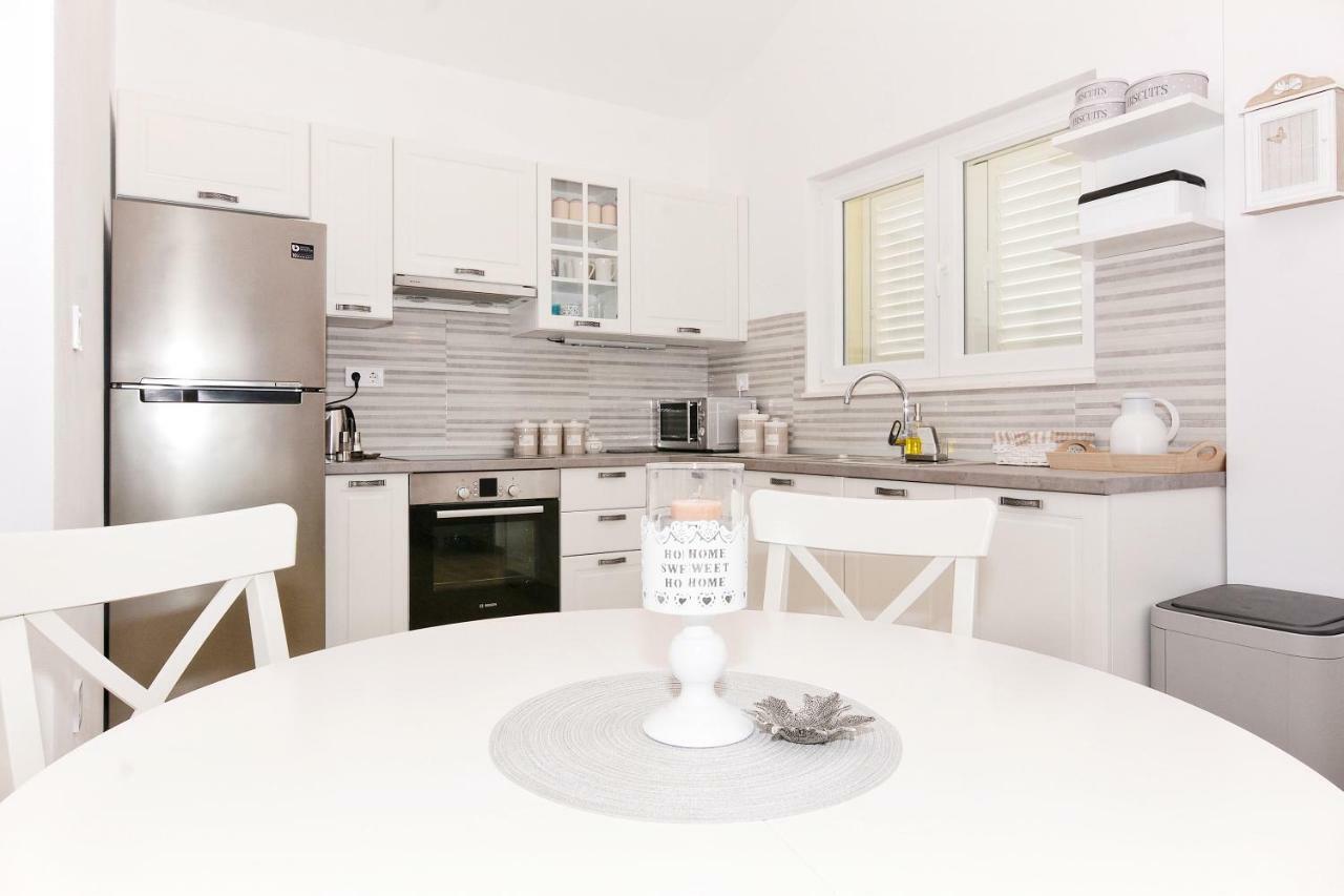 Apartment Nadoveza Tribalj Zewnętrze zdjęcie