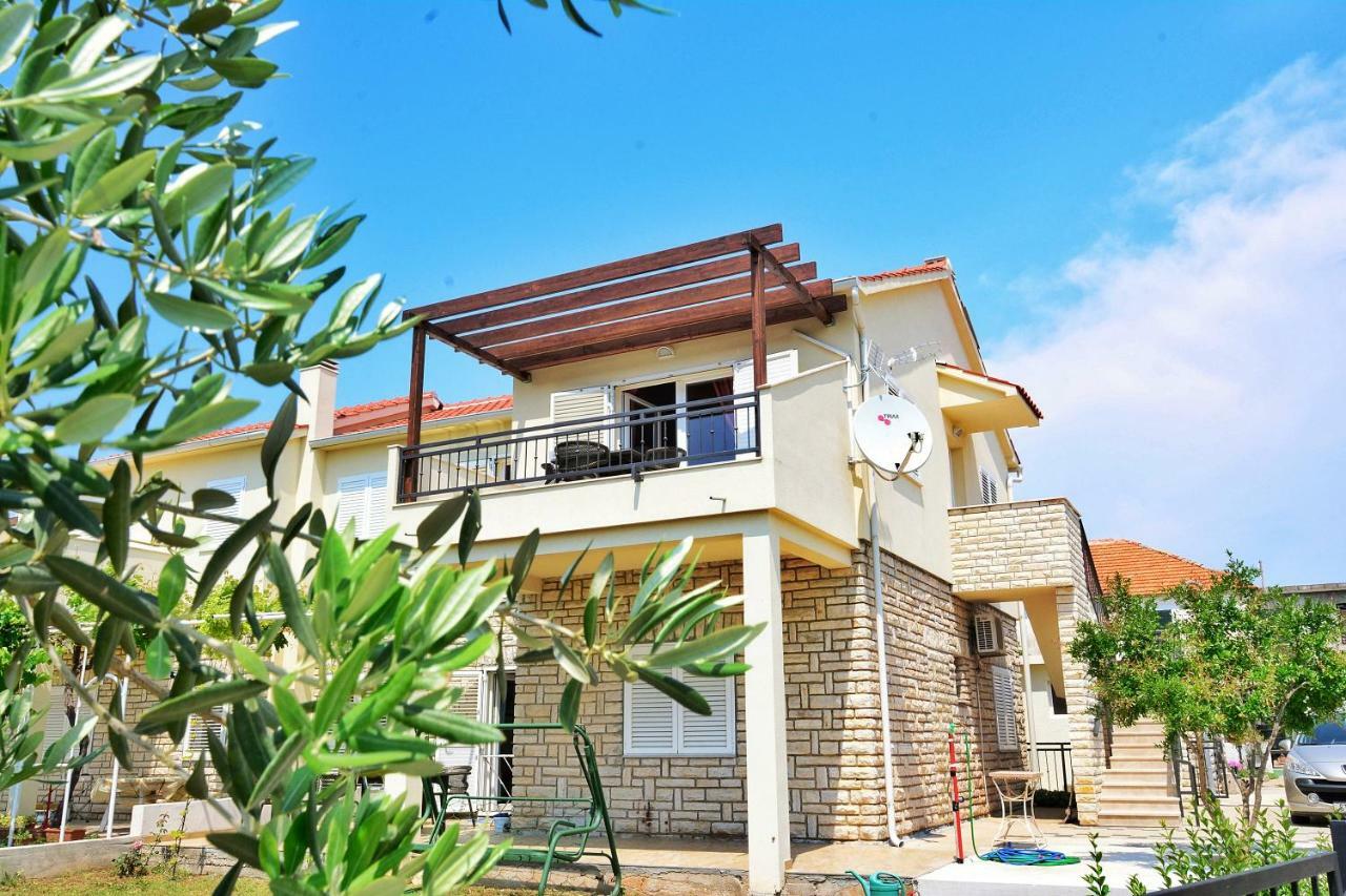 Apartment Nadoveza Tribalj Zewnętrze zdjęcie